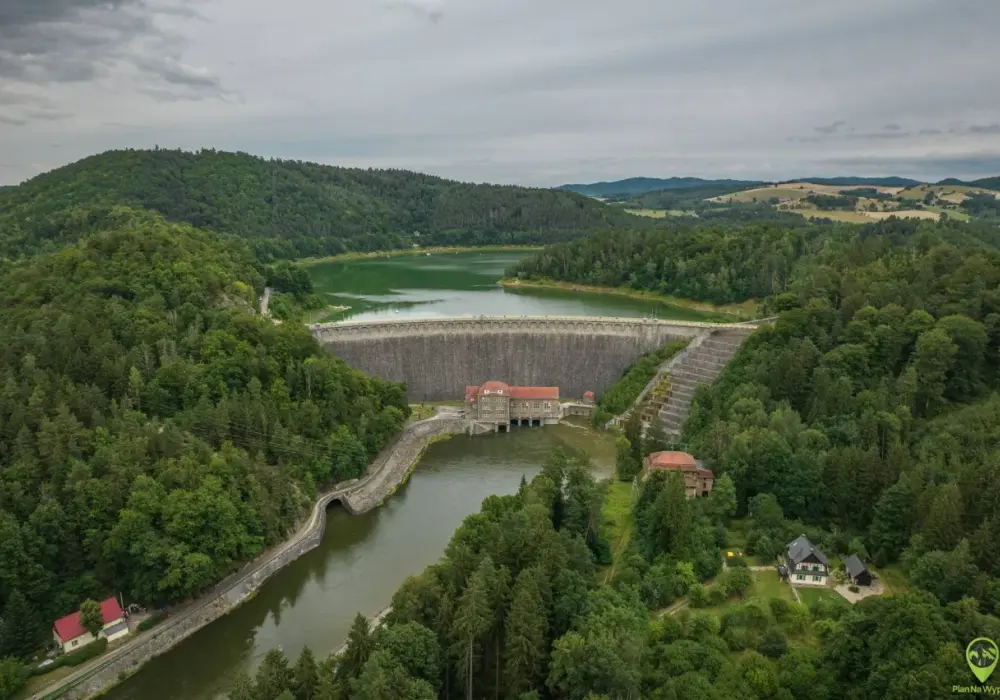 Kuźnia nad Bobrem i jeziora Doliny Bobru - spokojny plan wyjazdu