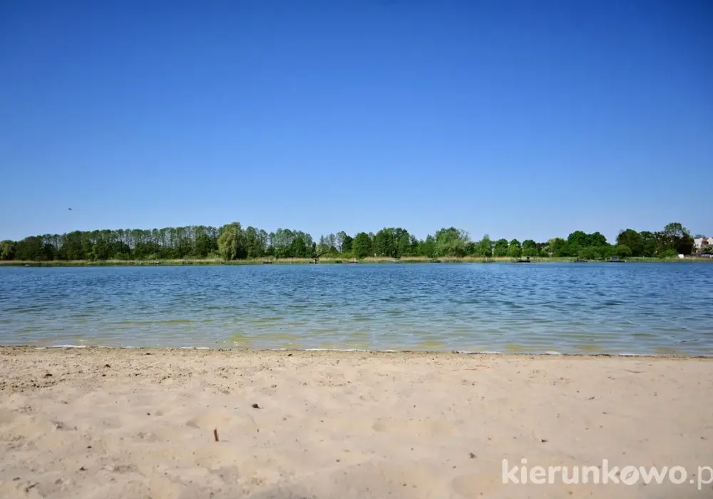 Jezioro Gołuchowskie - plaża, kąpielisko i atrakcje na weekend